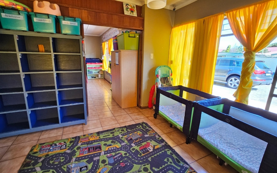 To Let 6 Bedroom Property for Rent in Potchefstroom North North West